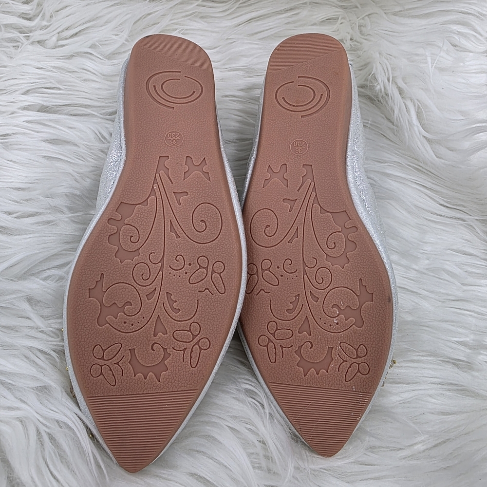 NEW Jeweled Bee Embellished Silver Glitter Foldable Pointed Toe Flats - Picture 6 of 9